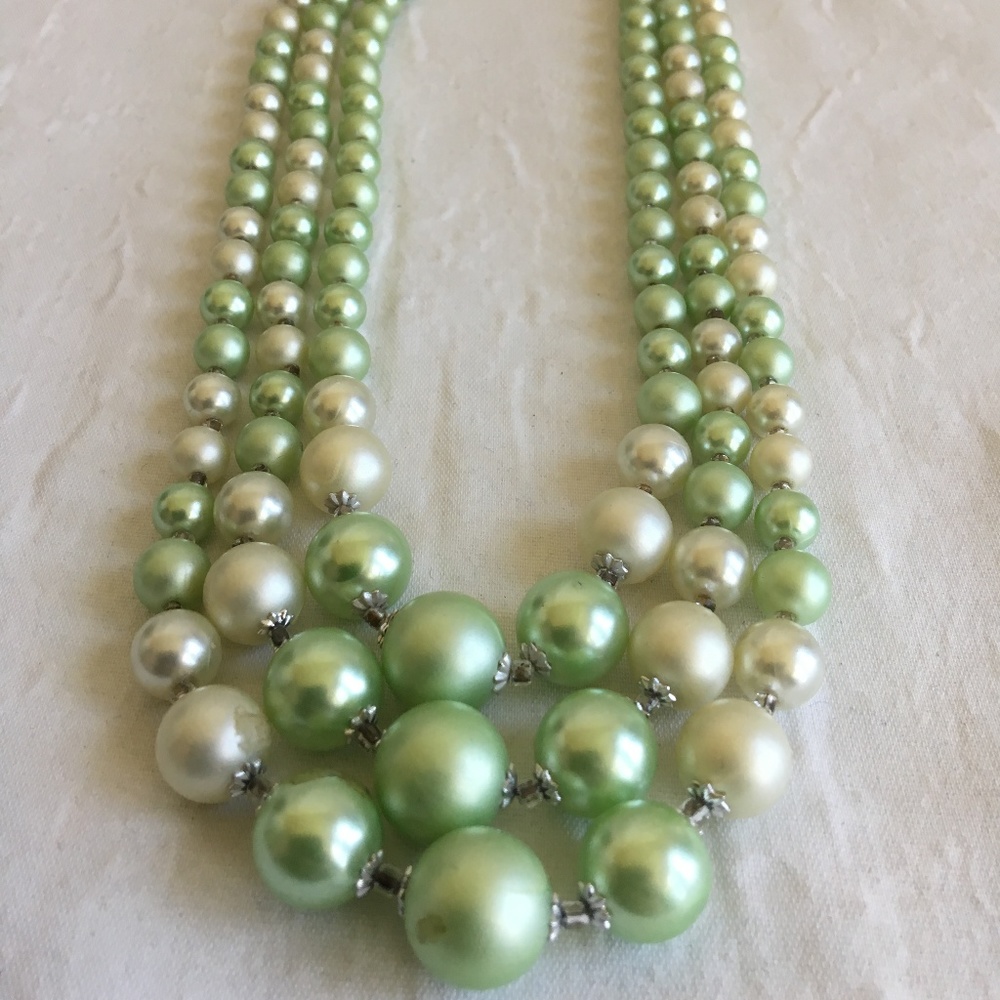 Vintage Faux Green Pearl and Earring Set